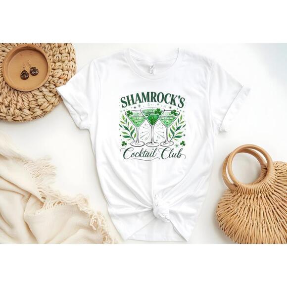 St Patrick Day Shamrock's Cocktail Club Gildan Softstyle G64000 Unisex Shirt - Picture 1 of 2